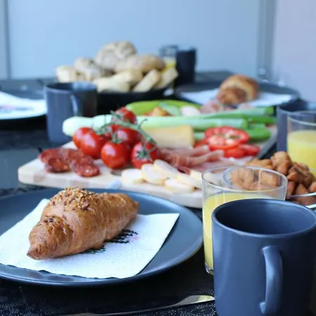 Edison 106 * Фоньод